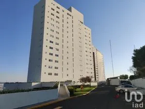 NEX-248251 - Departamento en Renta, con 3 recamaras, con 3 baños, con 215 m2 de construcción.