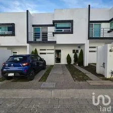 NEX-285870 - Casa en Venta, con 3 recamaras, con 2 baños, con 147 m2 de construcción.