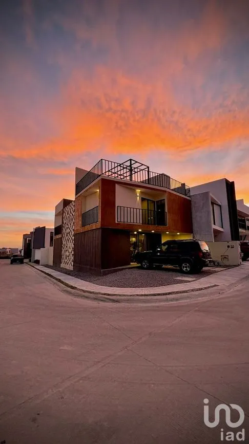 Casa en Venta en Altos Juriquilla, Querétaro, Querétaro | NEX-287491 | iad México | Foto 2 de 14