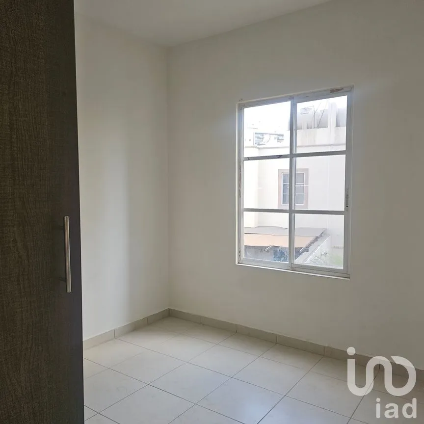 Casa en Renta en Residencial el Refugio, Querétaro, Querétaro | NEX-291080 | iad México | Foto 3 de 15