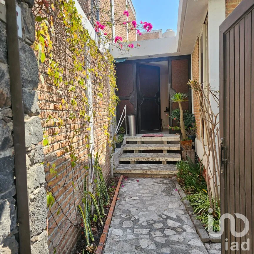 Casa en Venta en Álamos 2a Sección, Querétaro, Querétaro | NEX-294312 | iad México | Foto 2 de 20