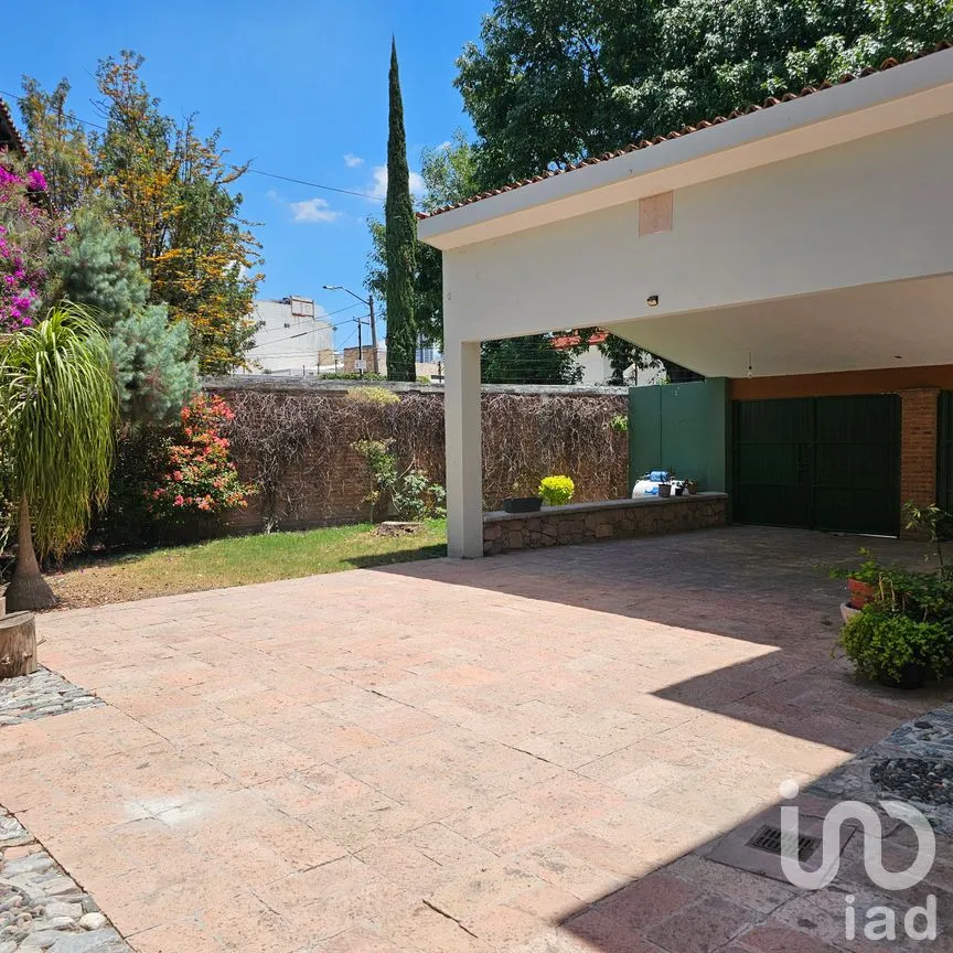 Casa en Venta en Álamos 1a Sección, Querétaro, Querétaro | NEX-294737 | iad México | Foto 3 de 15
