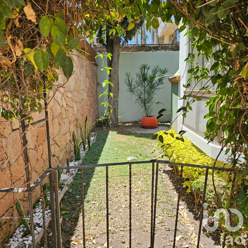 Casa en Venta en Álamos 1a Sección, Querétaro, Querétaro | NEX-294737 | iad México | Foto 4 de 15
