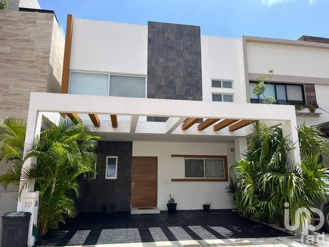 Casa en Renta en Alfredo V Bonfil, Benito Juárez, Quintana Roo | NEX-262104 | iad México | Foto 1 de 10