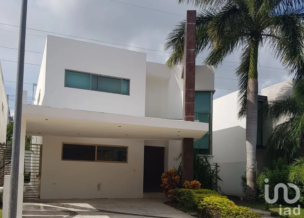 Casa en Renta en Residencial Cumbres, Benito Juárez, Quintana Roo | NEX-262427 | iad México | Foto 1 de 10