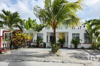 NEX-285942 - Casa en Venta, con 5 recamaras, con 2 baños, con 180 m2 de construcción.