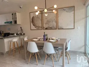 NEX-254736 - Casa en Venta, con 3 recamaras, con 3 baños, con 91 m2 de construcción.