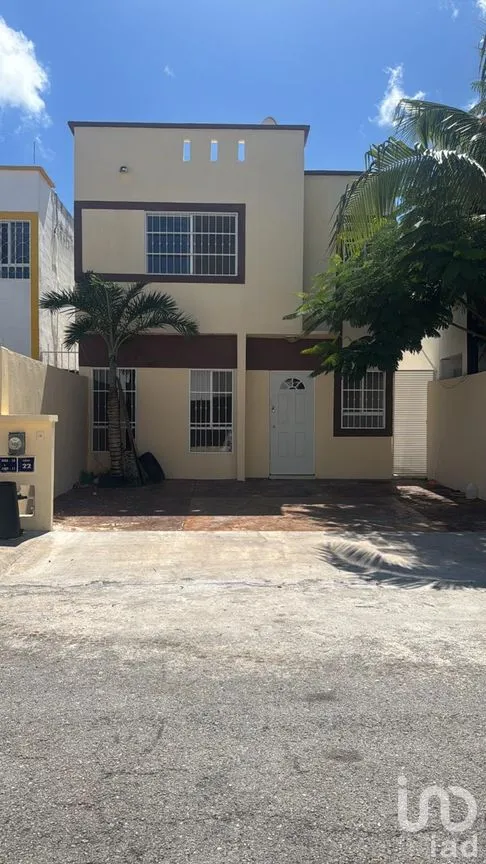 Casa en Venta en Residencial Sol del Mayab, Benito Juárez, Quintana Roo | NEX-262476 | iad México | Foto 1 de 10