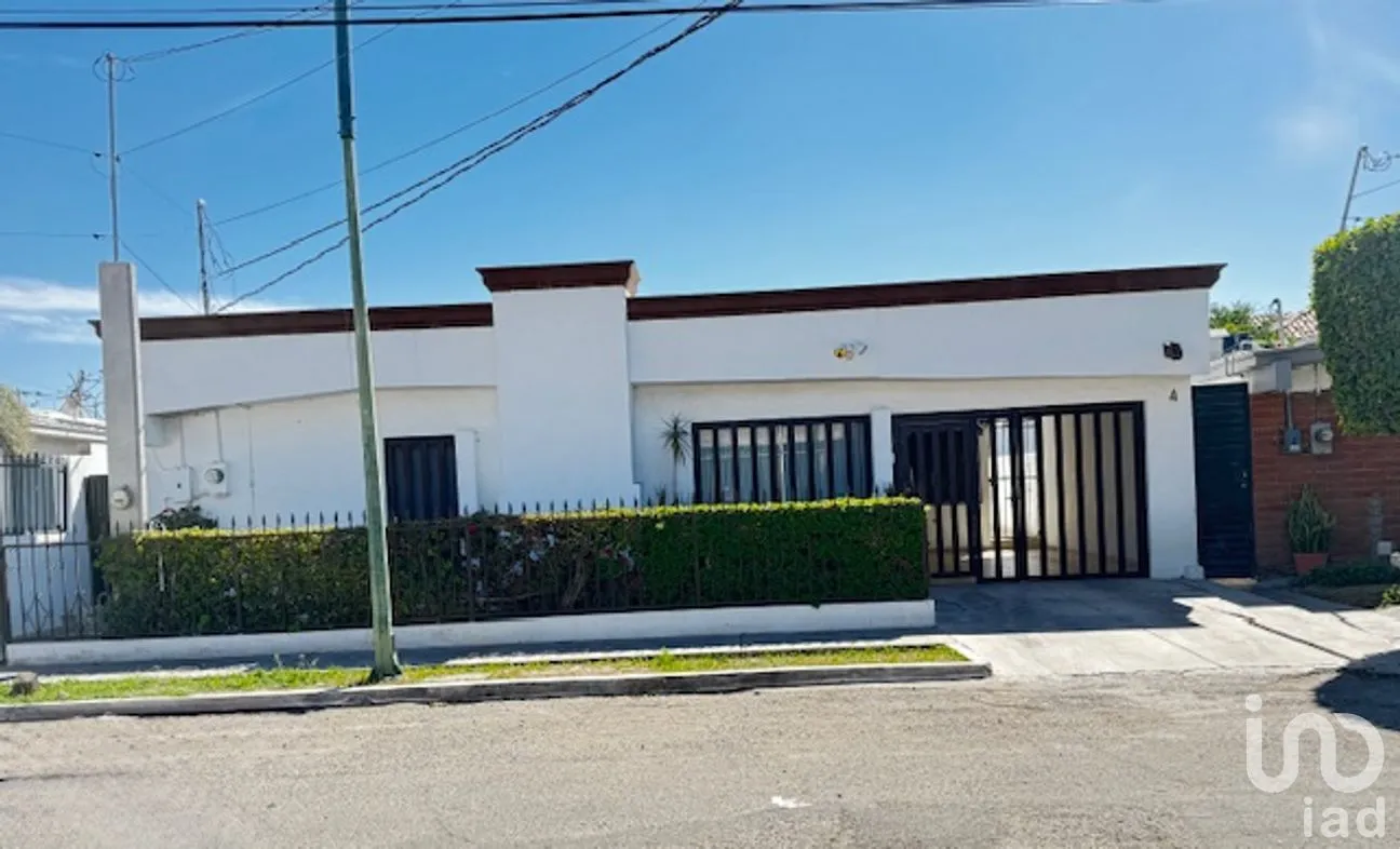 Casa en Venta en Villa Satélite, Hermosillo, Sonora | NEX-291995 | iad México | Foto 2 de 47