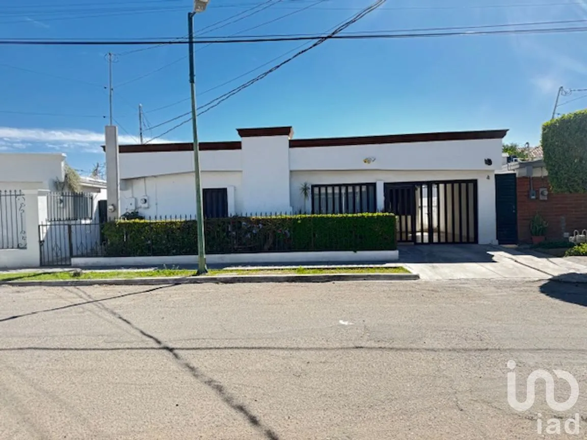 Casa en Venta en Villa Satélite, Hermosillo, Sonora | NEX-291995 | iad México | Foto 1 de 47