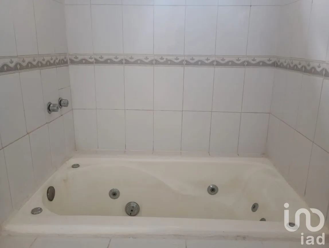 Casa en Venta en San Martín de las Flores de Abajo, San Pedro Tlaquepaque, Jalisco | NEX-285360 | iad México | Foto 19 de 27
