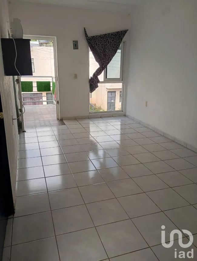 Casa en Venta en San Martín de las Flores de Abajo, San Pedro Tlaquepaque, Jalisco | NEX-285360 | iad México | Foto 1 de 27