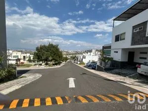 NEX-262395 - Casa en Venta, con 3 recamaras, con 2 baños, con 170 m2 de construcción en Punta Esmeralda, CP 76906, Querétaro.