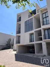 NEX-287338 - Departamento en Venta, con 4 recamaras, con 4 baños, con 240 m2 de construcción.