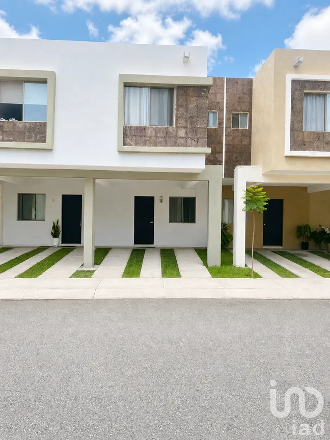 Casa en Venta en Ciudad del Sol, Querétaro, Querétaro | NEX-298840 | iad México | Foto 2 de 12