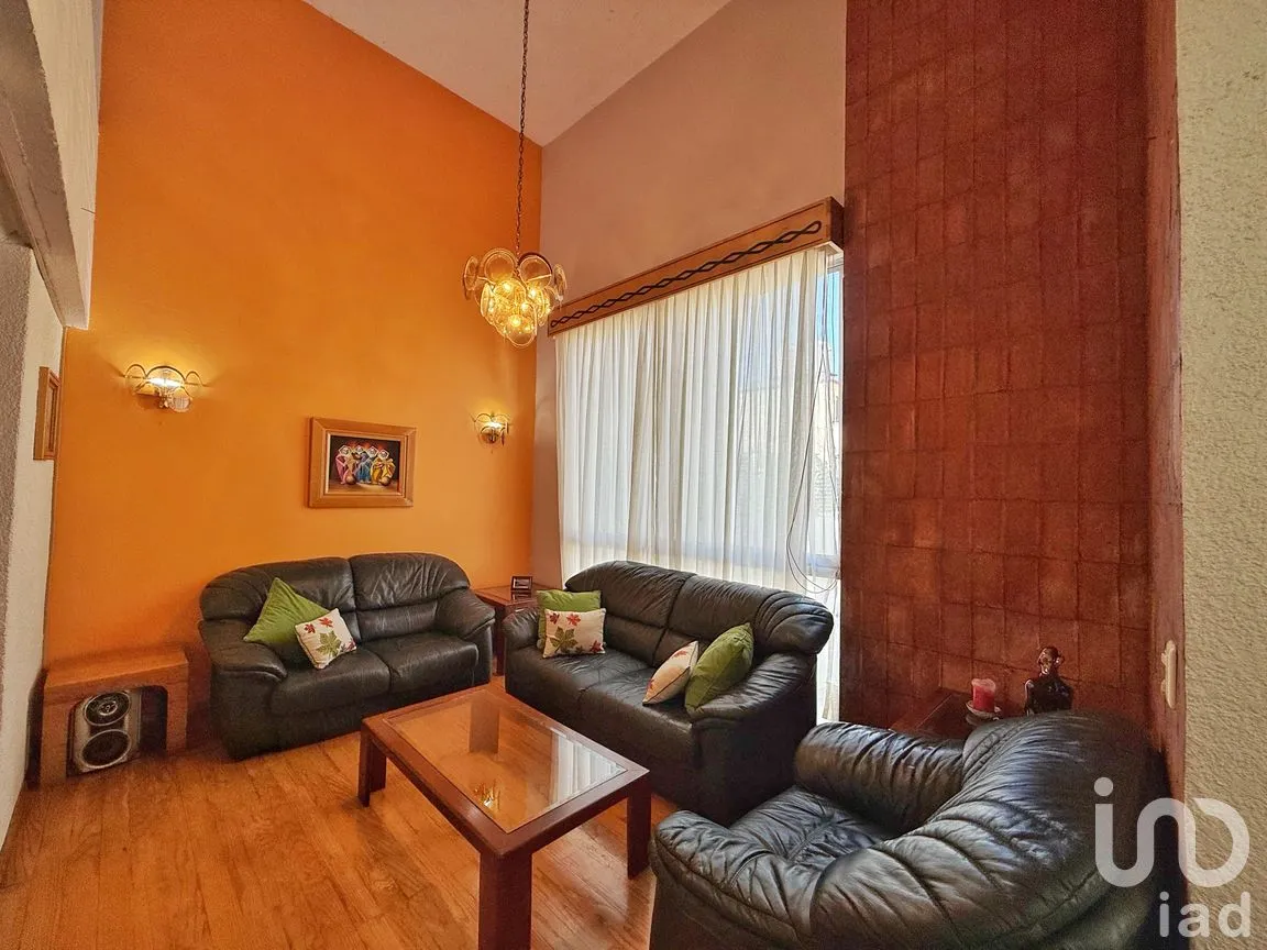 Casa en Venta en Villa Quietud, Coyoacán, Ciudad de México | NEX-286964 | iad México | Foto 2 de 23