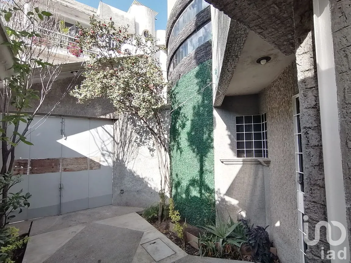 Casa en Renta en Profesor J. Arturo López Martínez, Álvaro Obregón, Ciudad de México | NEX-283837 | iad México | Foto 4 de 33