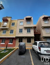NEX-259022 - Departamento en Venta, con 2 recamaras, con 1 baño, con 49 m2 de construcción en Real Granada, CP 55743, México.