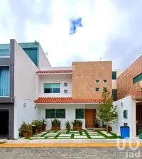 NEX-291918 - Casa en Venta, con 3 recamaras, con 3 baños, con 220 m2 de construcción en Arboledas de San Javier, CP 42084, Hidalgo.