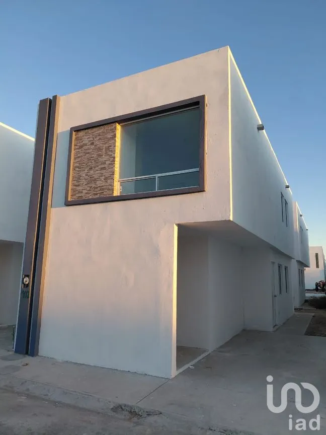 Casa en Venta en Residencial del Valle, Reynosa, Tamaulipas | NEX-261980 | iad México | Foto 2 de 40