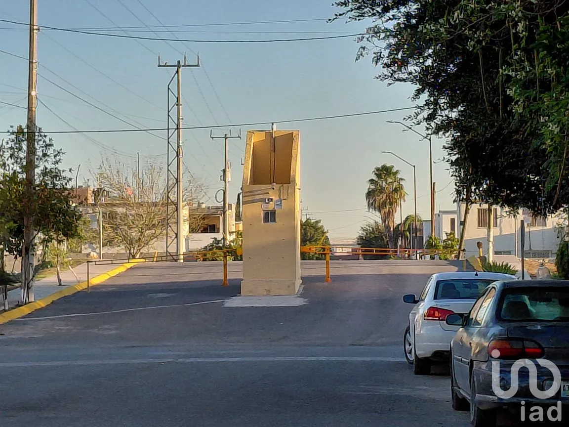 Casa en Venta en Residencial del Valle, Reynosa, Tamaulipas | NEX-261980 | iad México | Foto 6 de 40