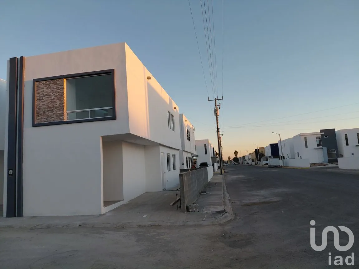 Casa en Venta en Residencial del Valle, Reynosa, Tamaulipas | NEX-261980 | iad México | Foto 9 de 40