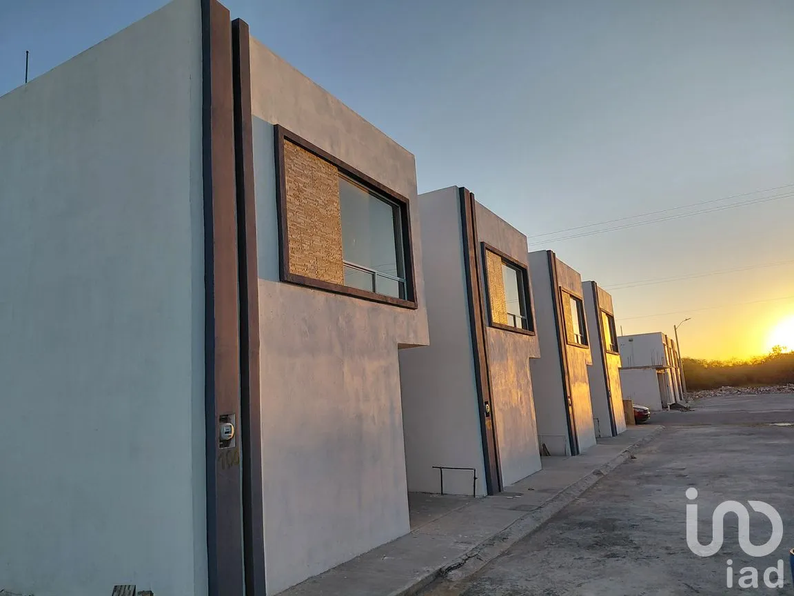 Casa en Venta en Residencial del Valle, Reynosa, Tamaulipas | NEX-261980 | iad México | Foto 1 de 40