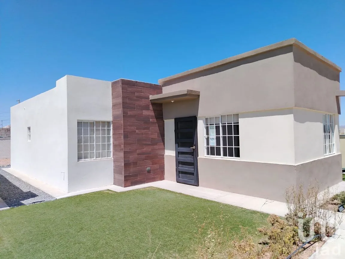 Casa en Venta en Privada Florencia, Juárez, Chihuahua | NEX-254925 | iad México | Foto 1 de 8
