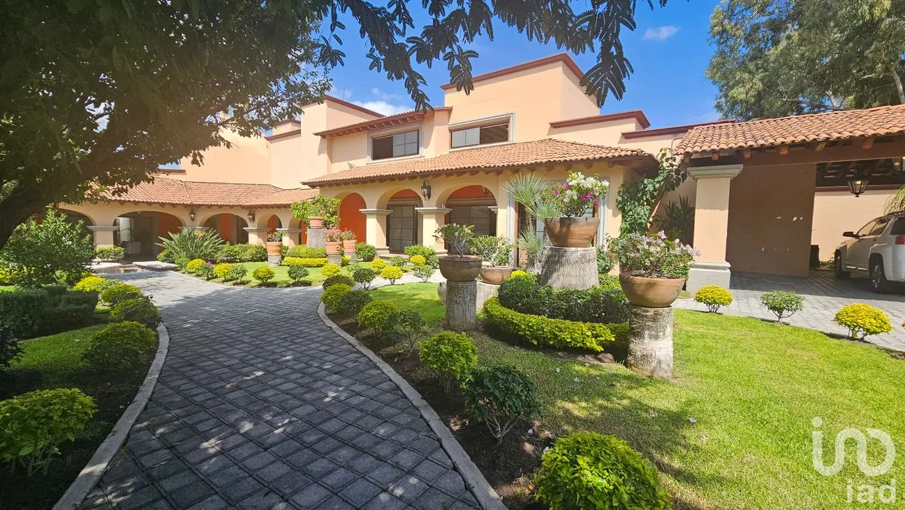 Casa en Venta en Juriquilla, Querétaro, Querétaro | NEX-251673 | iad México | Foto 1 de 47