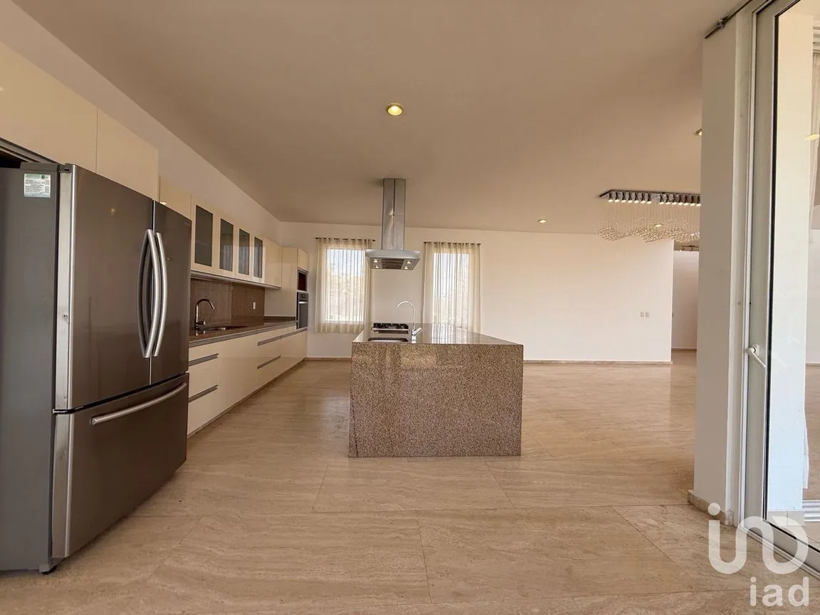 Casa en Venta en Vista Real y Country Club, Corregidora, Querétaro | NEX-253741 | iad México | Foto 10 de 48