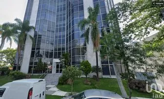 NEX-299503 - Oficina en Renta, con 1 recamara, con 1 baño, con 9 m2 de construcción.