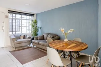 NEX-307787 - Departamento en Renta, con 2 recamaras, con 1 baño, con 60 m2 de construcción.