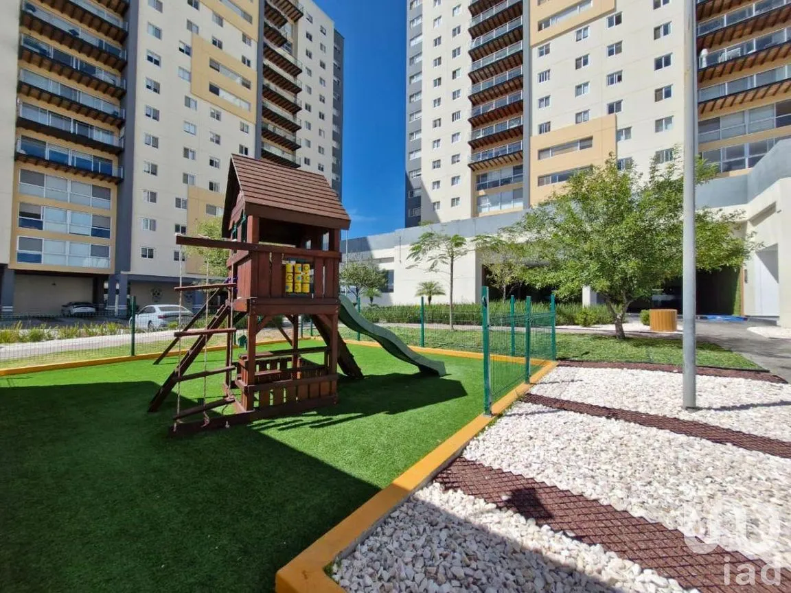 Departamento en Renta en Privada de los Portones, Querétaro, Querétaro | NEX-261798 | iad México | Foto 2 de 10