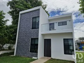 NEX-263057 - Casa en Venta, con 3 recamaras, con 3 baños, con 123 m2 de construcción.