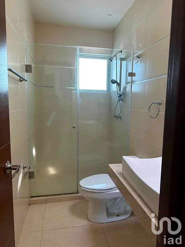 Casa en Venta en Residencial El Refugio, Querétaro, Querétaro | NEX-262988 | iad México | Foto 9 de 18