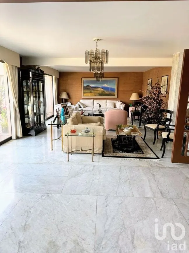 Casa en Venta en Lomas de Reforma, Miguel Hidalgo, Ciudad de México | NEX-253936 | iad México | Foto 2 de 11