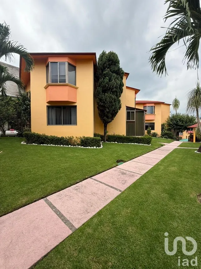 Casa en Venta en Provincias del Canadá, Cuernavaca, Morelos | NEX-259250 | iad México | Foto 3 de 19