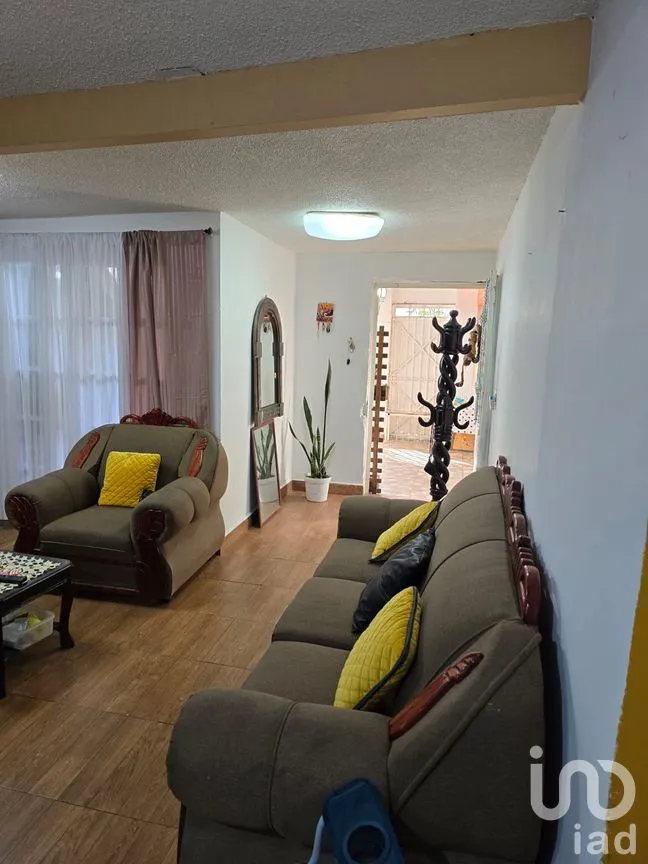 Casa en Venta en Jardines de Morelos Sección Bosques, Ecatepec de Morelos, México | NEX-287277 | iad México | Foto 6 de 22