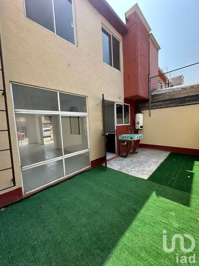 Casa en Venta en Las Américas, Ecatepec de Morelos, México | NEX-291698 | iad México | Foto 1 de 12