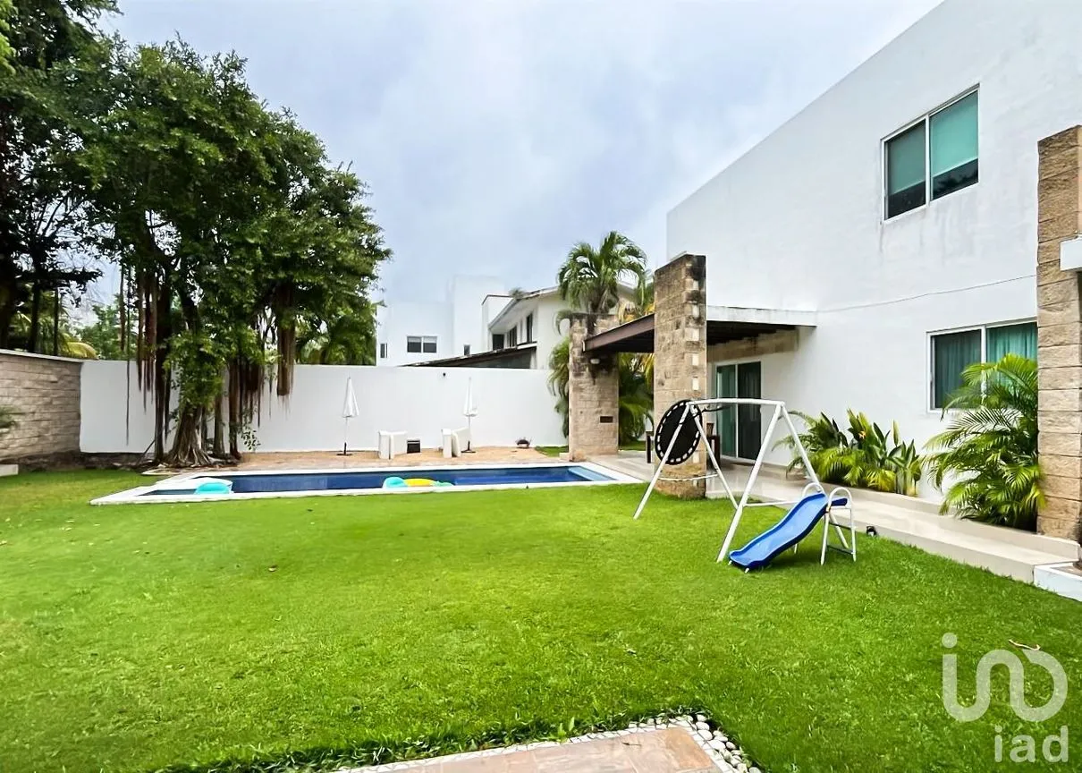 Casa en Renta en Lagos del Sol, Benito Juárez, Quintana Roo | NEX-253686 | iad México | Foto 2 de 16