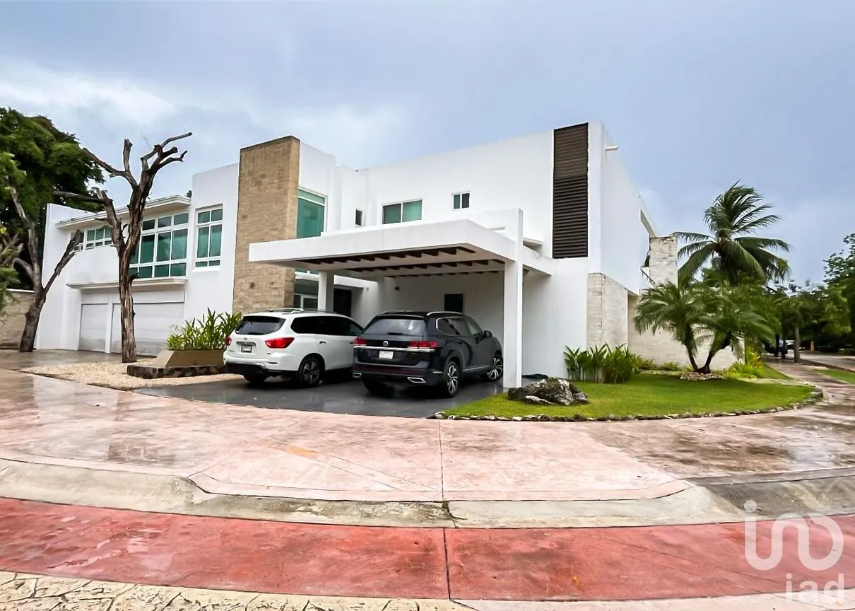Casa en Renta en Lagos del Sol, Benito Juárez, Quintana Roo | NEX-253686 | iad México | Foto 1 de 16