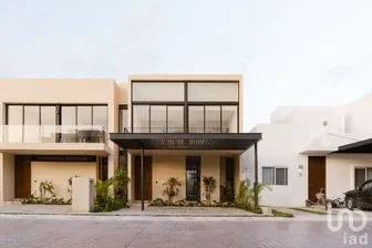 NEX-260672 - Casa en Venta, con 3 recamaras, con 3 baños, con 168 m2 de construcción en Residencial Río, CP 77560, Quintana Roo.