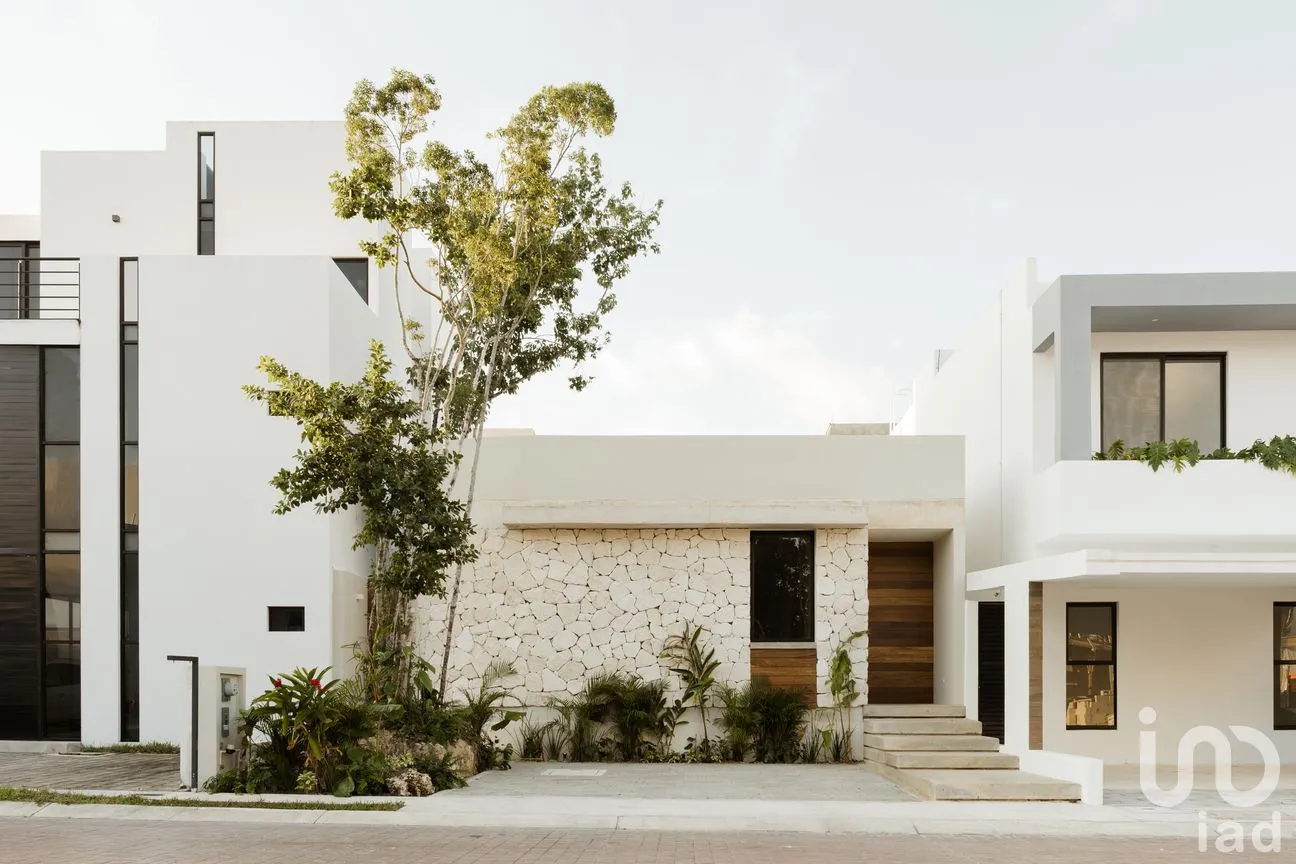 Casa en Venta en Vía Cumbres Residencial, Benito Juárez, Quintana Roo | NEX-260863 | iad México | Foto 2 de 22