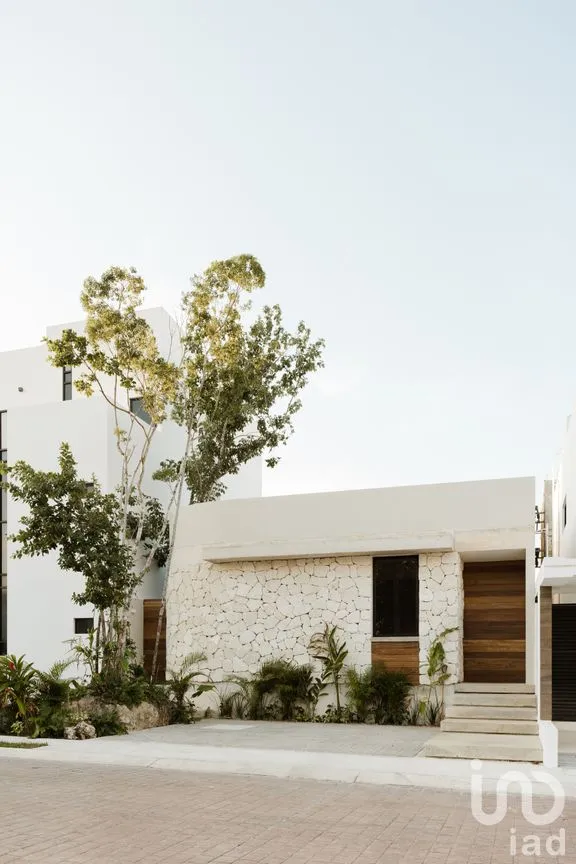 Casa en Venta en Vía Cumbres Residencial, Benito Juárez, Quintana Roo | NEX-260863 | iad México | Foto 1 de 22