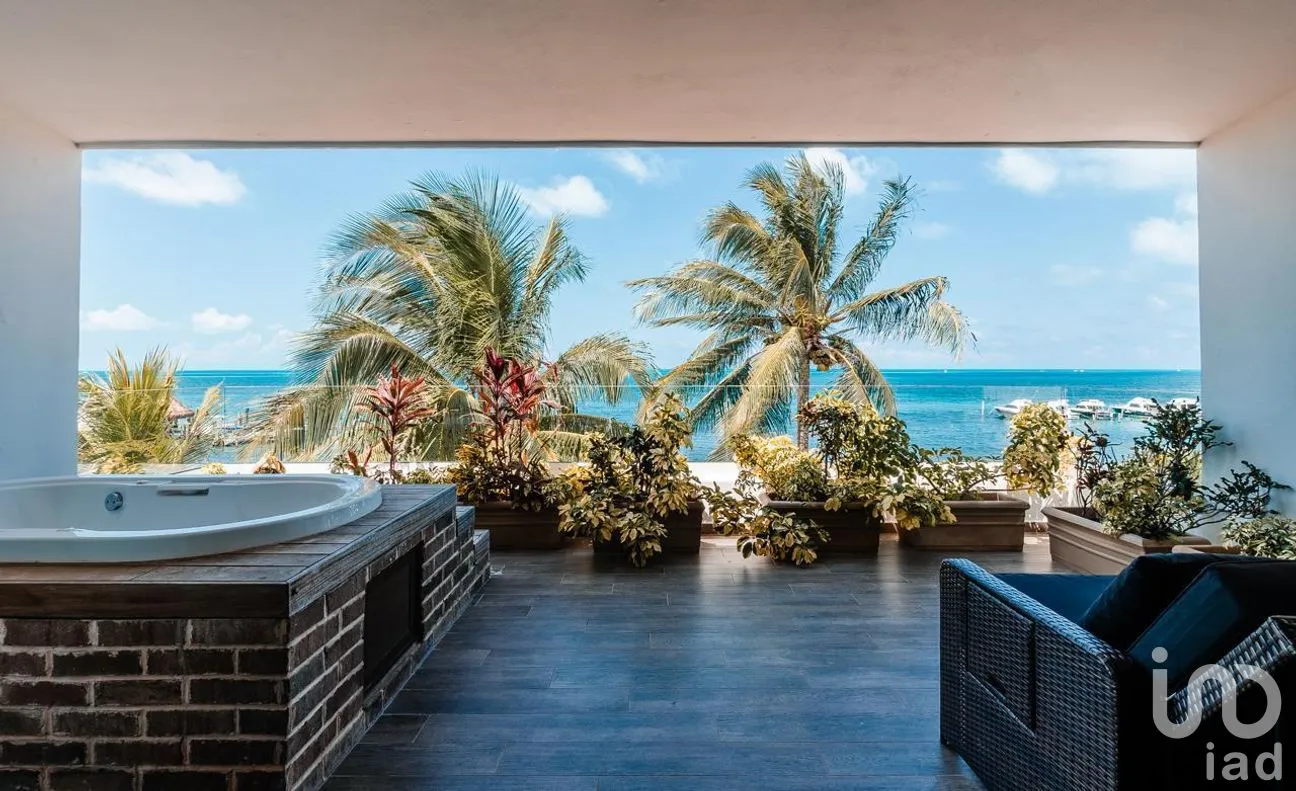 Casa en Renta en Zona Hotelera, Benito Juárez, Quintana Roo | NEX-305268 | iad México | Foto 2 de 26