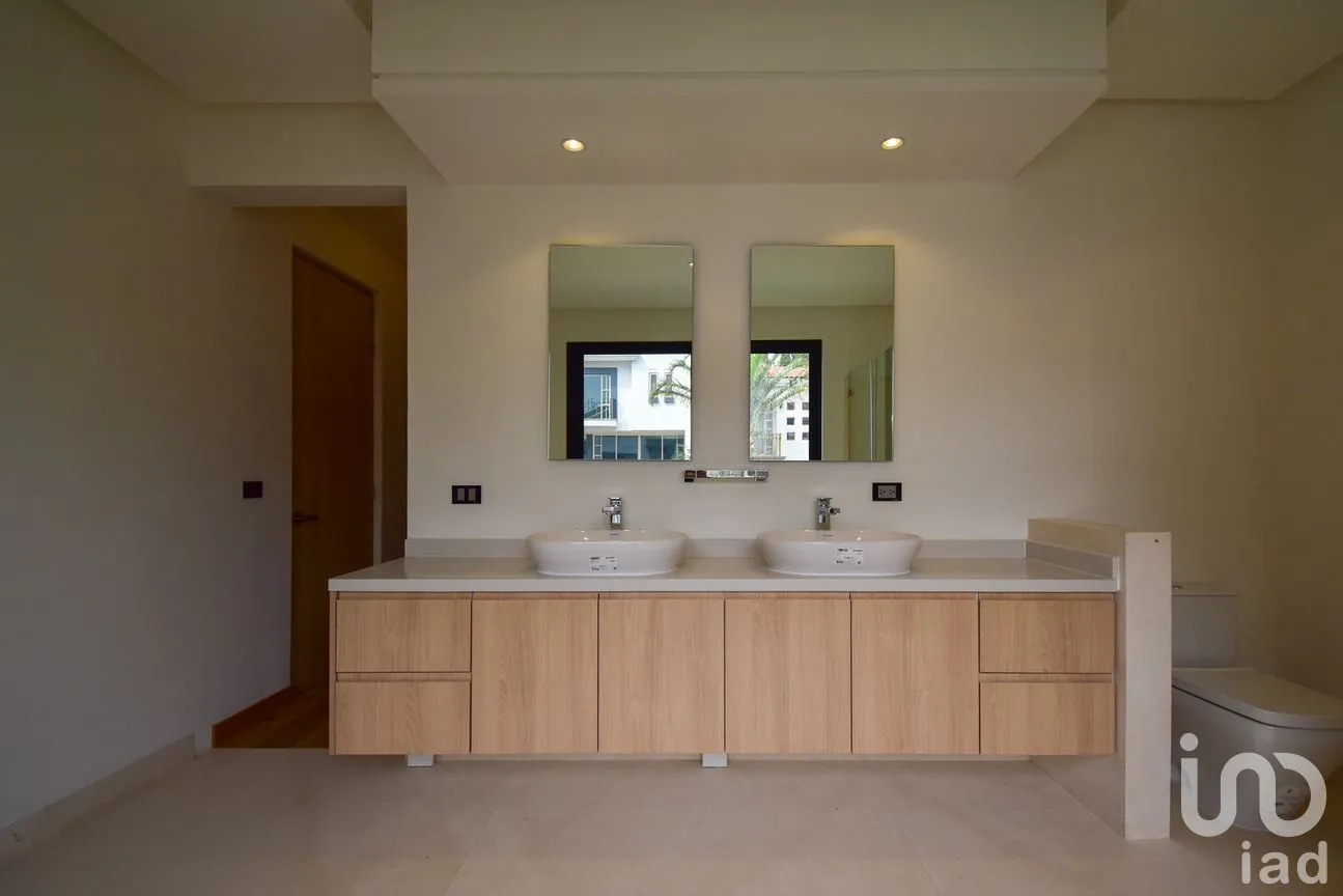 Casa en Venta en Valle Real, Zapopan, Jalisco | NEX-252251 | iad México | Foto 16 de 35