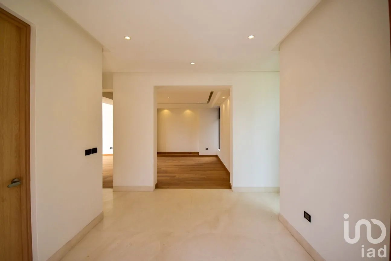 Casa en Venta en Valle Real, Zapopan, Jalisco | NEX-252251 | iad México | Foto 4 de 35