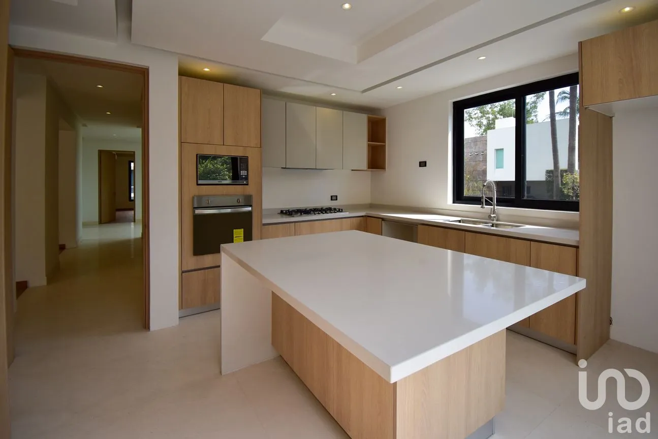 Casa en Venta en Valle Real, Zapopan, Jalisco | NEX-252251 | iad México | Foto 9 de 35