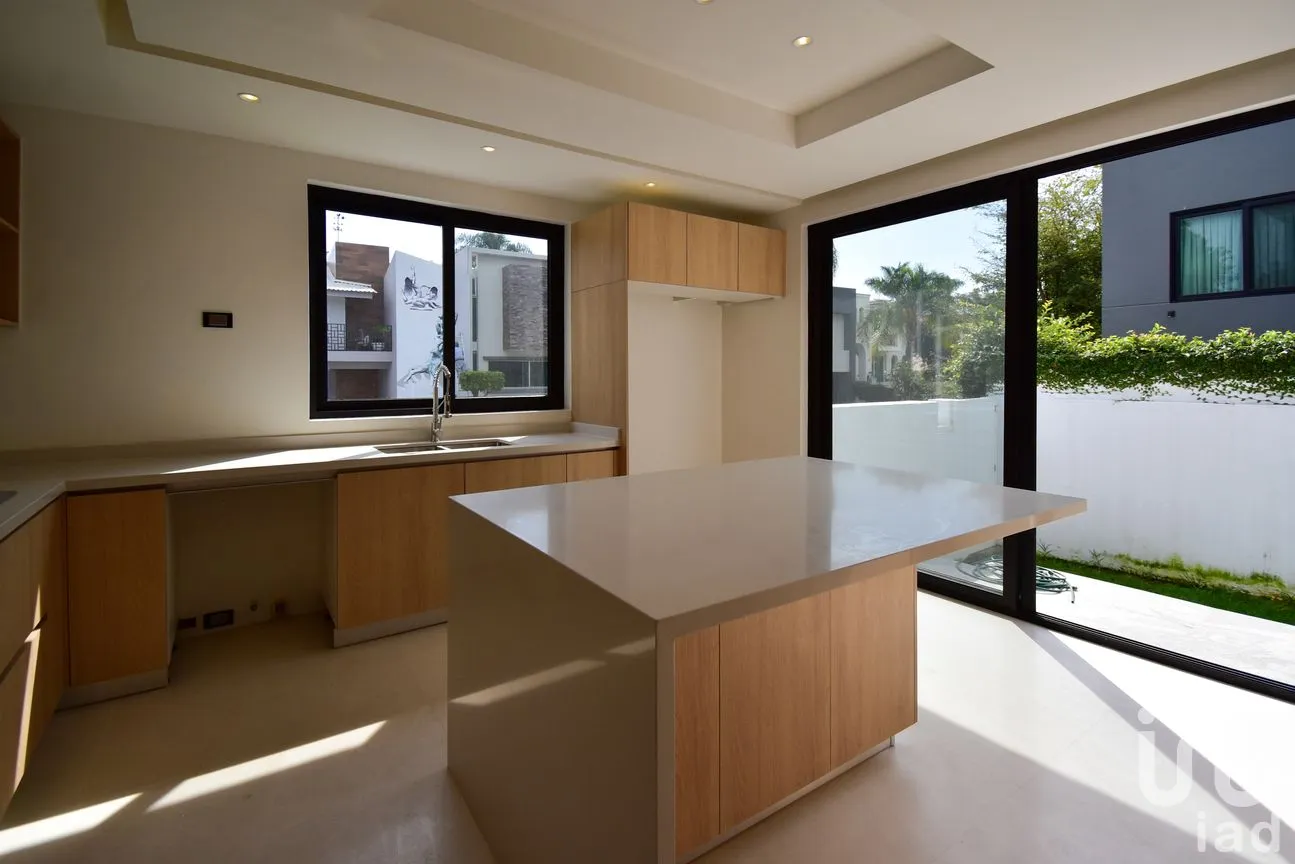 Casa en Venta en Valle Real, Zapopan, Jalisco | NEX-252251 | iad México | Foto 10 de 35