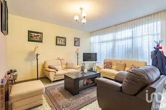 NEX-257715 - Casa en Venta, con 4 recamaras, con 3 baños, con 341 m2 de construcción.